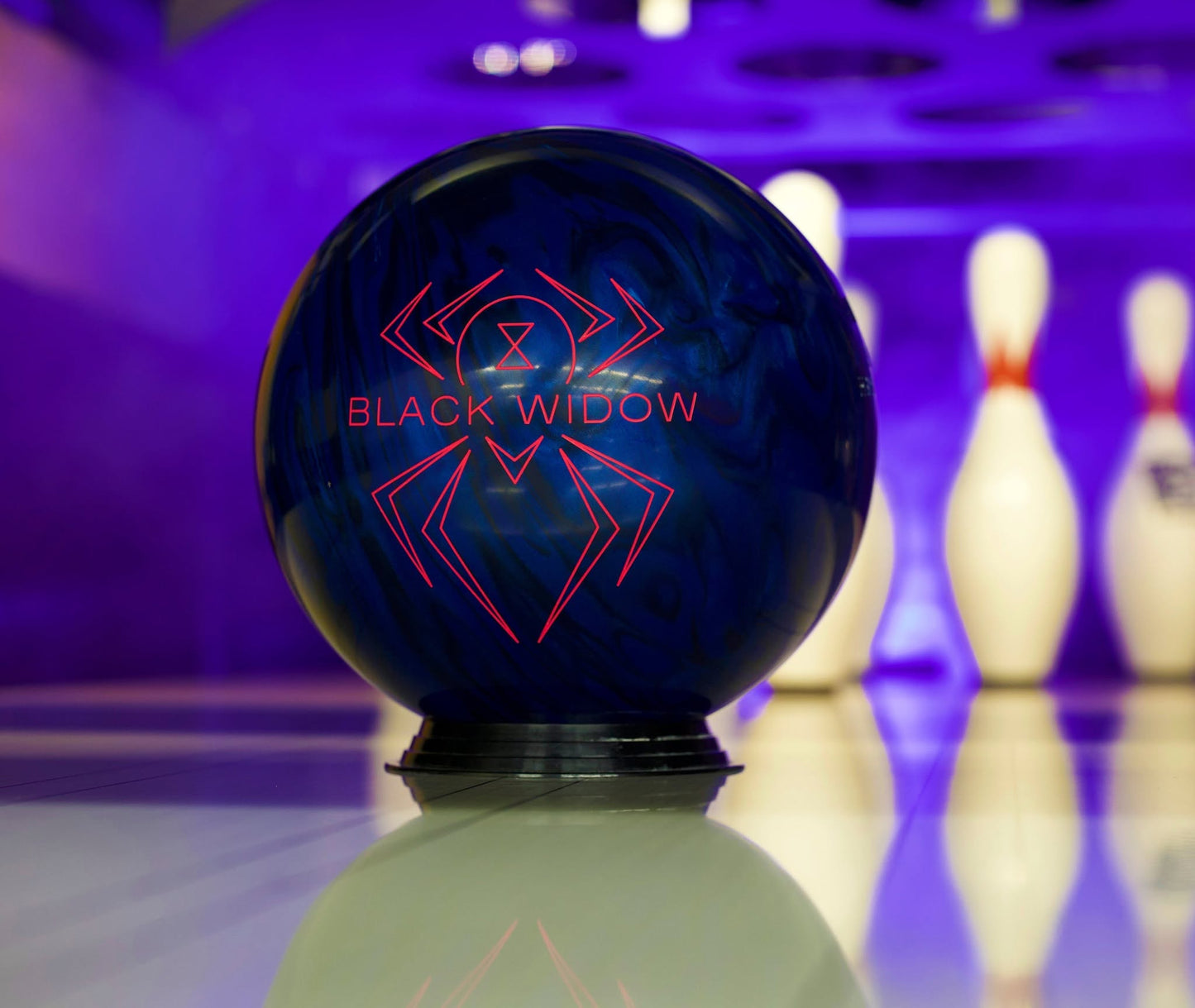 Hammer Black Widow Mania Bowling Ball