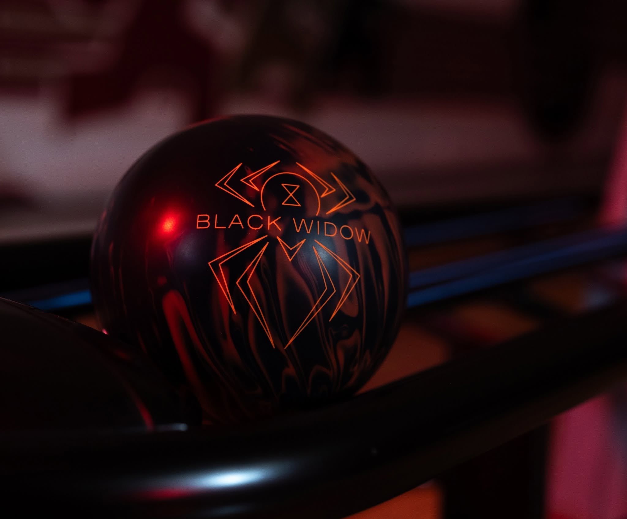 Hammer Black Widow 3.0 Bowling Ball – Bowling World